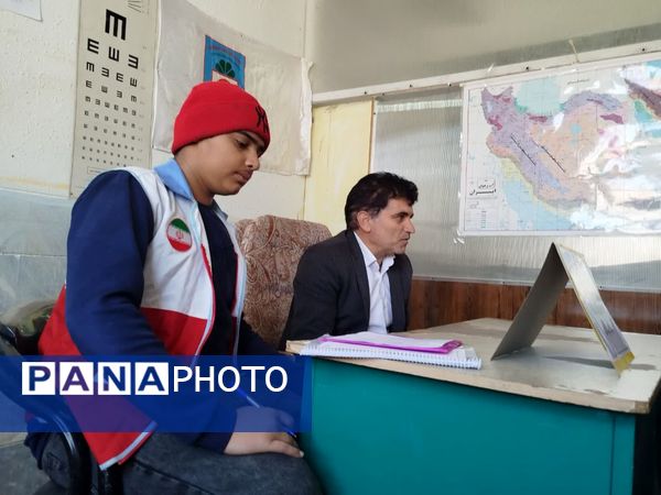 جلسه تشکل‌های دانش‌آموزی در دبیرستان نمونه دانش چناران