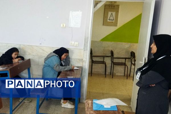 امتحانات نوبت اول در مدرسه مهر 