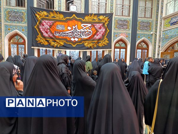 برگزاری مراسم شب سوم عزاداری اباعبدالله(ع) در تکیه ابوالفضلی نیشابور