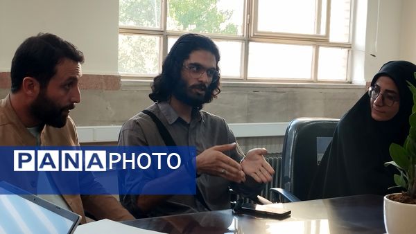جلسه همکاری کمیته امداد و شورای دانش‌آموزی در آموزش و پرورش ناحیه ۲ کرج و شهرستان فردیس 