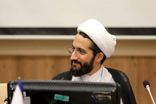 موفقیت هر پروژه مدرسه‌ای بدون همراهی خانواده‌ها در کنار معلمان و مدیران امکان‌پذیر نیست