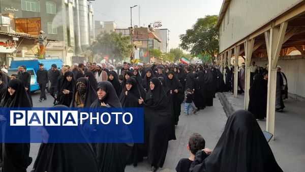 بیعت دوباره مردم قم با رهبری و مرجعیت 