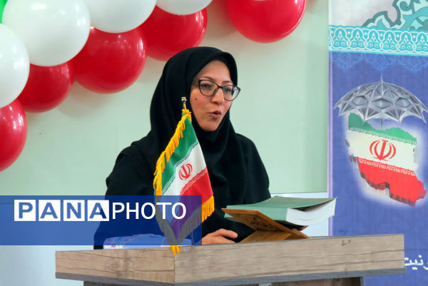 افتتاح نمایشگاه کتاب به‌مناسبت هفته کتاب و کتاب‌خوانی 