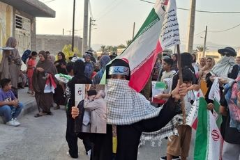 دشمن باید بداند سنگرهای ما همیشه پراند از سربازهایی که زره نپوشیده‌‌‌اند