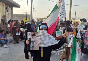 دشمن باید بداند سنگرهای ما همیشه پراند از سربازهایی که زره نپوشیده‌‌‌اند