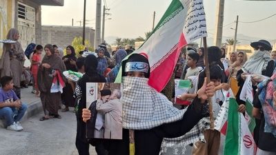 دشمن باید بداند سنگرهای ما همیشه پراند از سربازهایی که زره نپوشیده‌‌‌اند