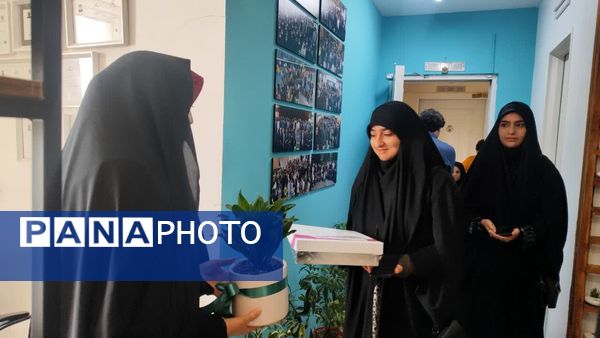 بازدید خبرنگاران و اعضای بسیج رسانه از دفتر «خبرفوری» در مشهد