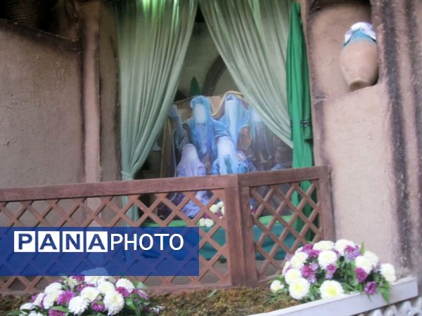 بازدید دانش آموزان دبستان سمیه قم از نمایشگاه حدیث غربت