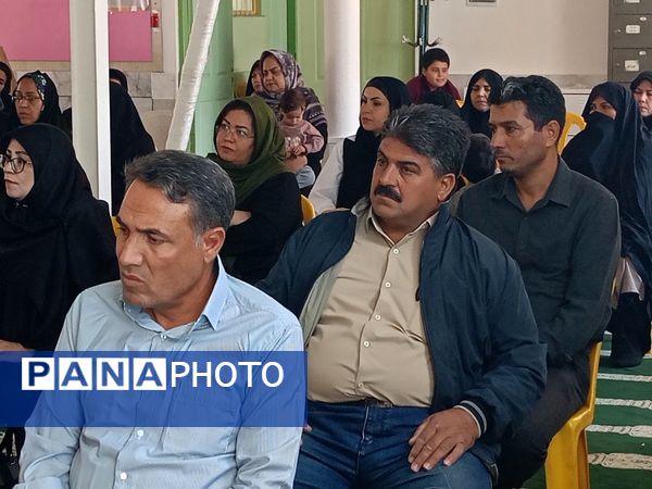 جلسه هدایت تحصیلی ویژه اولیای دانش آموزان پایه نهم دبیرستان میثاق 