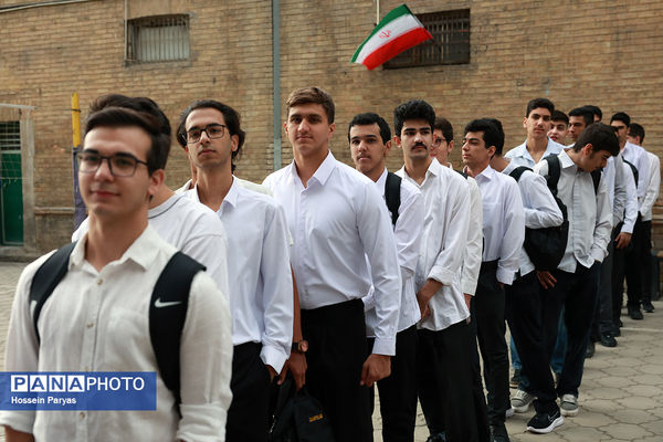 مراسم آغاز سال تحصیلی جدید در مدارس ماندگار کشور