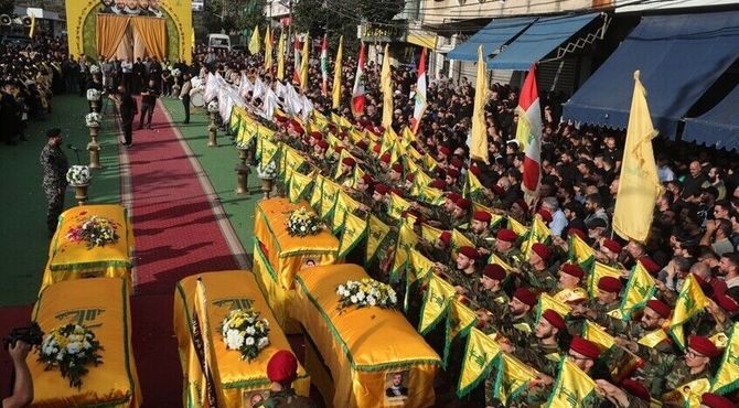 تشییع باشکوه پنج شهید جنایات رژیم صهیونیستی در جنوب لبنان