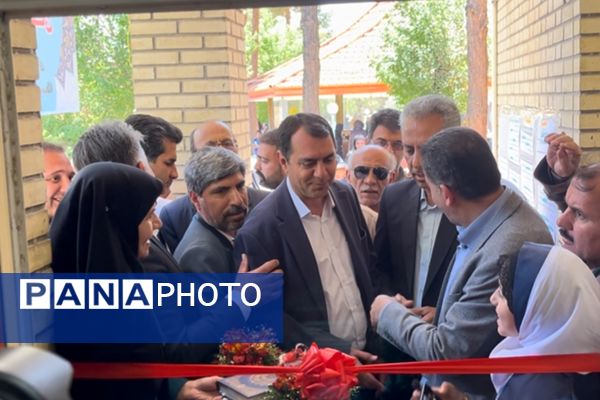 نمایشگاه تکنولوژی آموزشی در شهرستان آباده