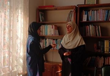 کتاب‌های فیزیکی فقط ابزار مطالعه نیستند، بخشی از هویت فرهنگی ما هستند