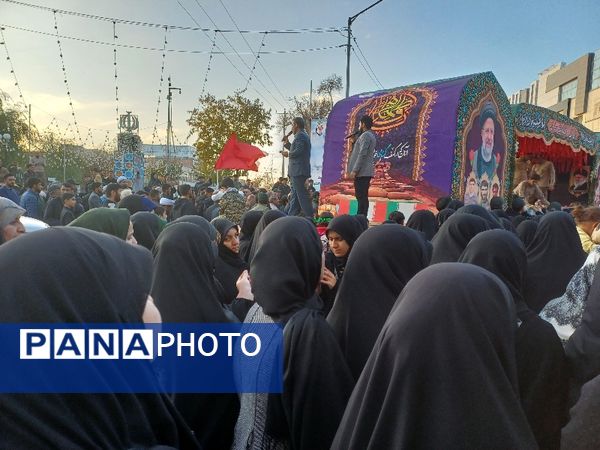 استقبال پرشور مردم از شهدای گمنام در شهرستان شیروان