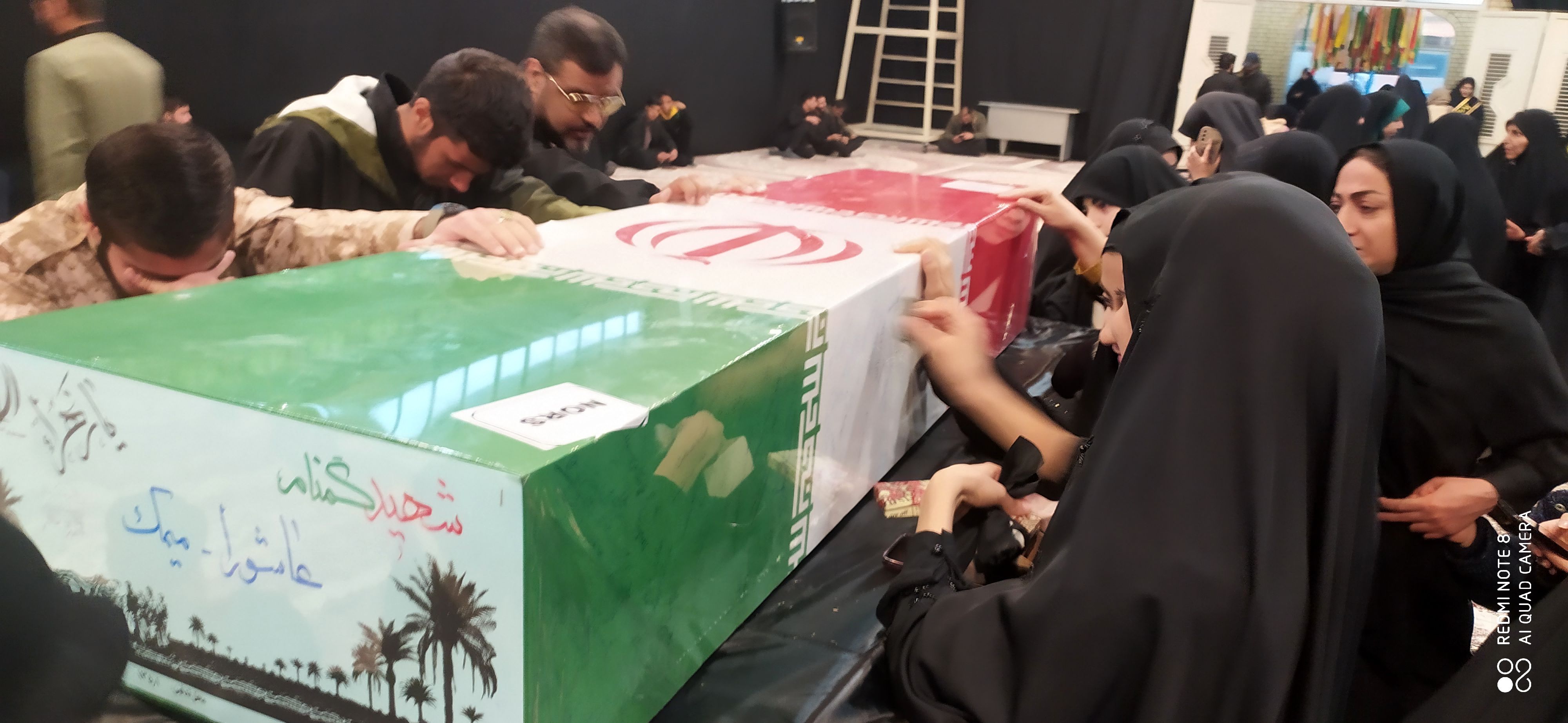 تشییع پیکر شهدای گمنام در بروجرد