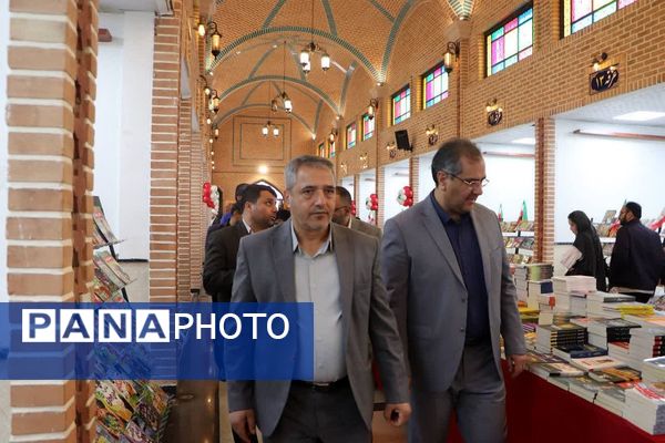 برگزاری نمایشگاه کتاب، در نمایشگاه دائمی شهرستان قرچک