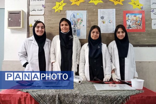  مراسم نواخته شدن زنگ پژوهش در فرزانگان قدس