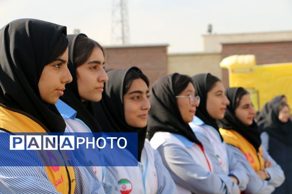مانور آمادگی برای مقابله با بحران در آموزشگاه دخترانه راز