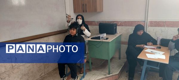 میزخدمت پزشکی رایگان برای دانش‌آموزان کم برخوردار درمدارس