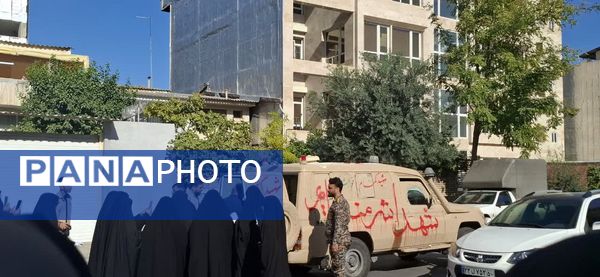 دبیرستان مهرادیرا معطر به عطر شهید خوشنام شد