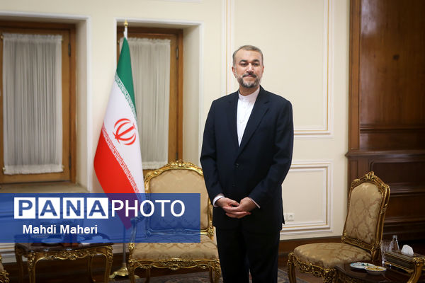 دیدار وزیر صنایع آفریقای مرکزی با وزیر امور خارجه