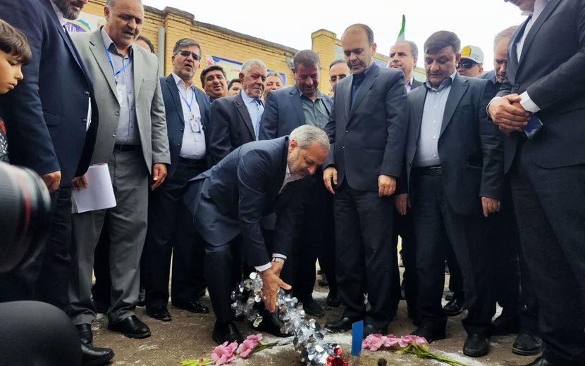 آغاز ساخت دو مدرسه خیرساز در مهربان آذربایجان شرقی با حضور وزیر آموزش و پرورش  