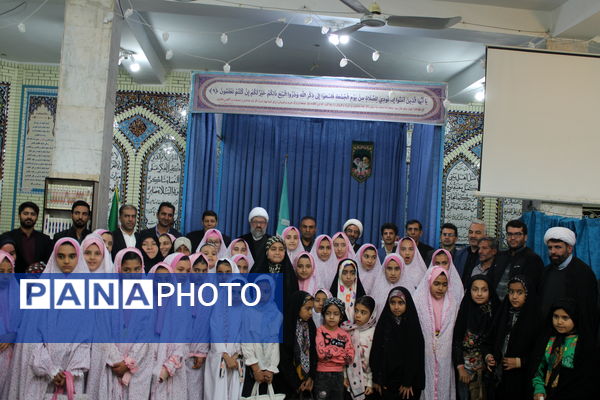 مدیرکل آموزش و پرورش استان در نماز جمعه شهربن