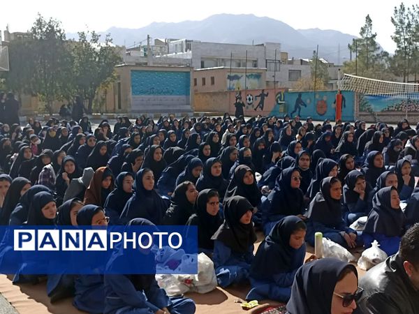 آماده‌سازی دبیرستان هاجر بیرجند برای استقبال از شهید گمنام 