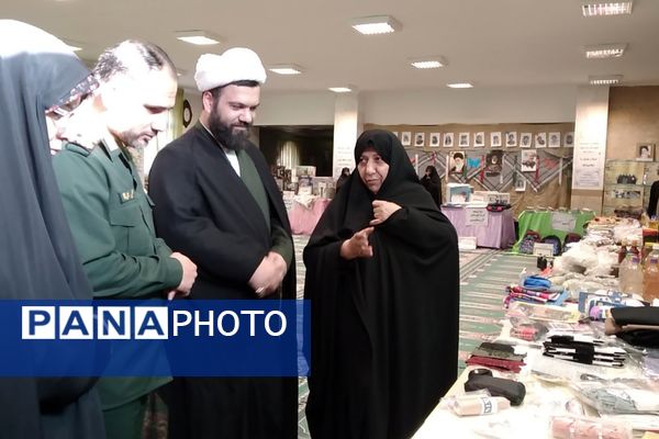 برگزاری جشنواره نمایشگاه اسوه پایگاه بسیج خواهران حضرت زینب(ع)