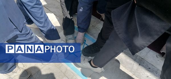 شادی دانش‌آموزان دبستان شهید خلیل طهماسبی مشهد در تحقق وعده صادق