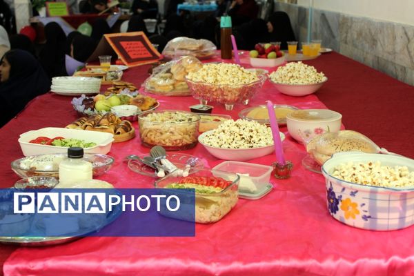 تابستانی متفاوت در دبیرستان دخترانه توحید یک؛آغاز فعالیت های مهارت محور پایگاه تابستانی