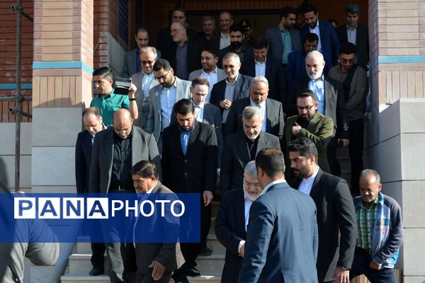 سفر یک‌روزه استاندار تهران به شهرستان بهارستان