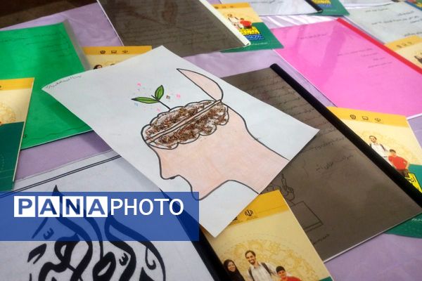 گرامیداشت هفته سلامت روان در دبیرستان بعثت ناحیه یک شهرری