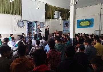 زیارت عاشورا و سینه زنی با یاد شهدای غزه در دبیرستان شاهد ابوذر غفاری