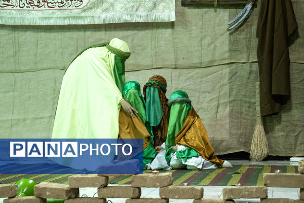 اجرای نمایش حدیث کساء و تشییع نمادین حضرت زهرا(س) توسط دانش آموزان دبستان حضرت زینب(س) 