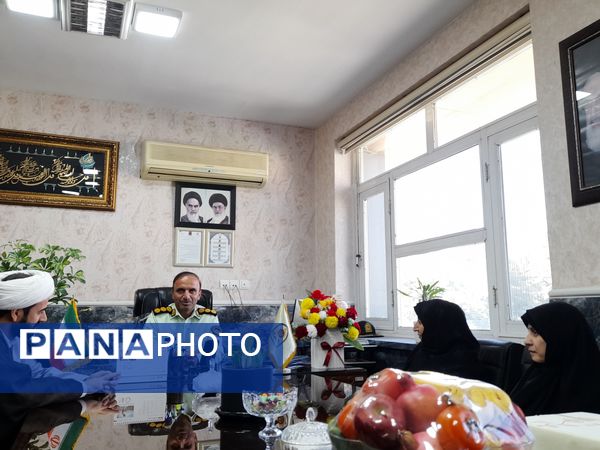 دیدار کادر مدرسه شاهد ارض اقدس با پرسنل نیروی انتظامی