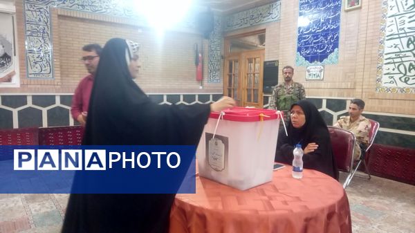 غیرت و همدلی مردم مشهد در انتخابات ریاست‌جمهوری