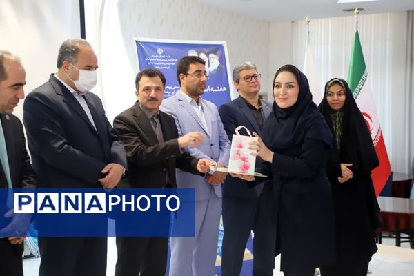 تجلیل از پژوهشگران برتر آموزش و پرورش استان آذربایجان شرقی