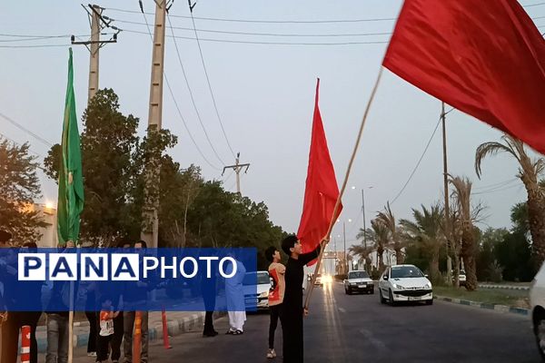 خدمت‌رسانی دانش‌آموزان و فرهنگیان ناحیه‌چهار اهواز به زوار اباعبدالله‌الحسین(ع)