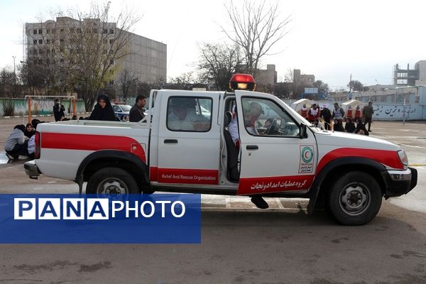 برگزاری بیست و ششمین مانور سراسری زلزله و ایمنی درمدارس استان اردبیل