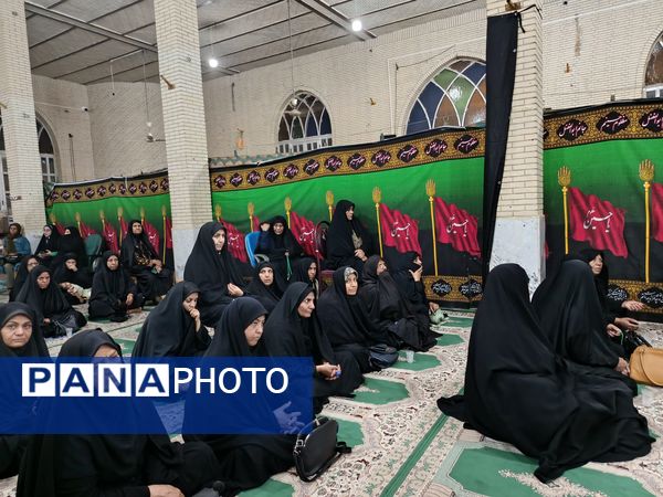 سوگ خورشید خراسان در حاجی‌آباد عزاداری شهادت امام رضا(ع)