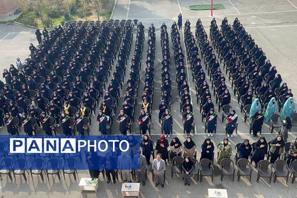 مدرسه فرزانگان ملارد میزبان نمایشگاه دستاوردهای علمی دانش‌آموزان