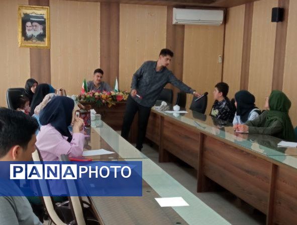 دوره فوق پیشرفته گویندگی «گامی برای بیان شما» در خبرگزاری پانا آذربایجان شرقی