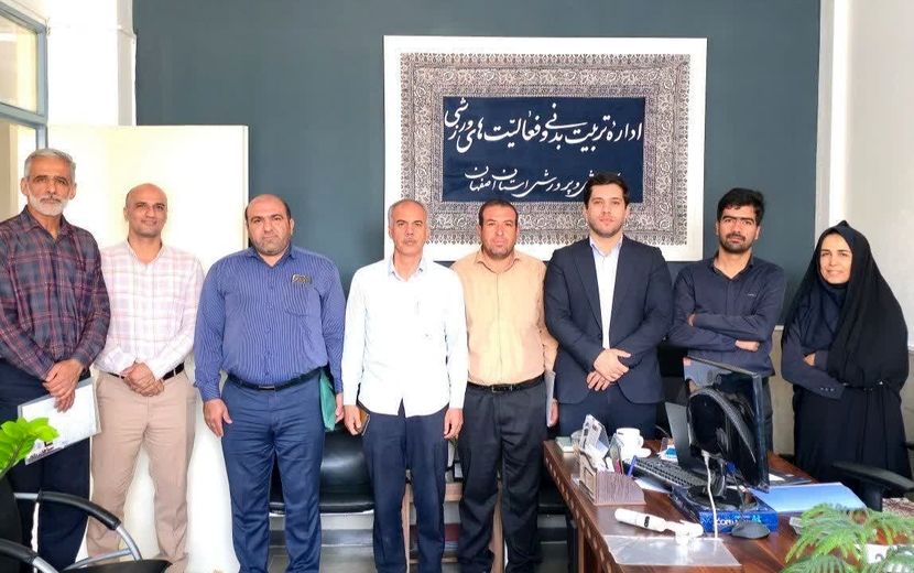 انعقاد تفاهم‌نامه احداث زمین چمن مصنوعی در دو مدرسه