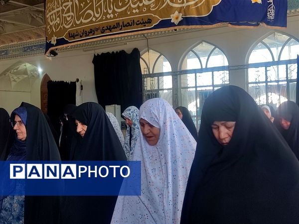 نماز جمعه؛ خواستگاه عبادت و سنگر علم و سیاست 