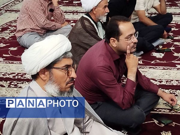 همایش تحلیلی بصیرتی بشارت فتح 