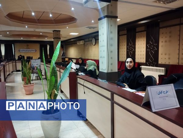  کارگاه بهداشت سلامت روانی خانواده و فرزند پروری در میاندورود 