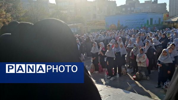 جشن روز پرستار و ولادت حضرت زینب(س) در دبستان نیایش 2