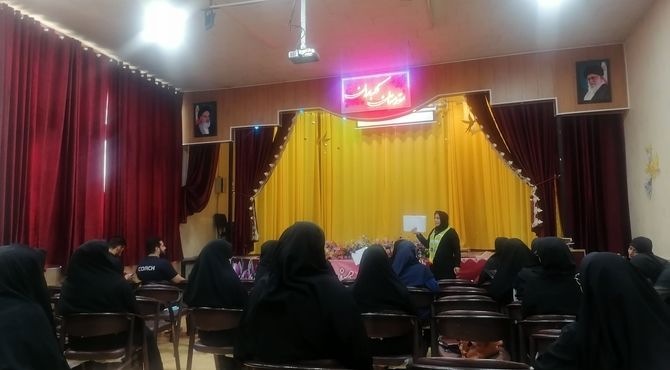 دوره توانمندسازی مربیان پیشتاز شهرستان نجف‌آباد