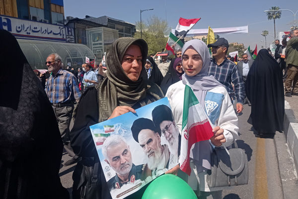 همه مردم شیراز فریاد حمایت از فلسطین سر دادند